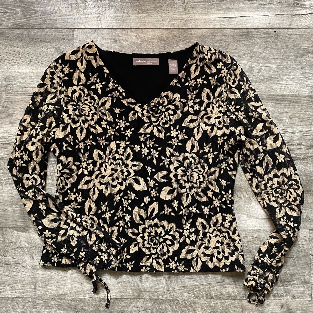 Cute black and cream floral top